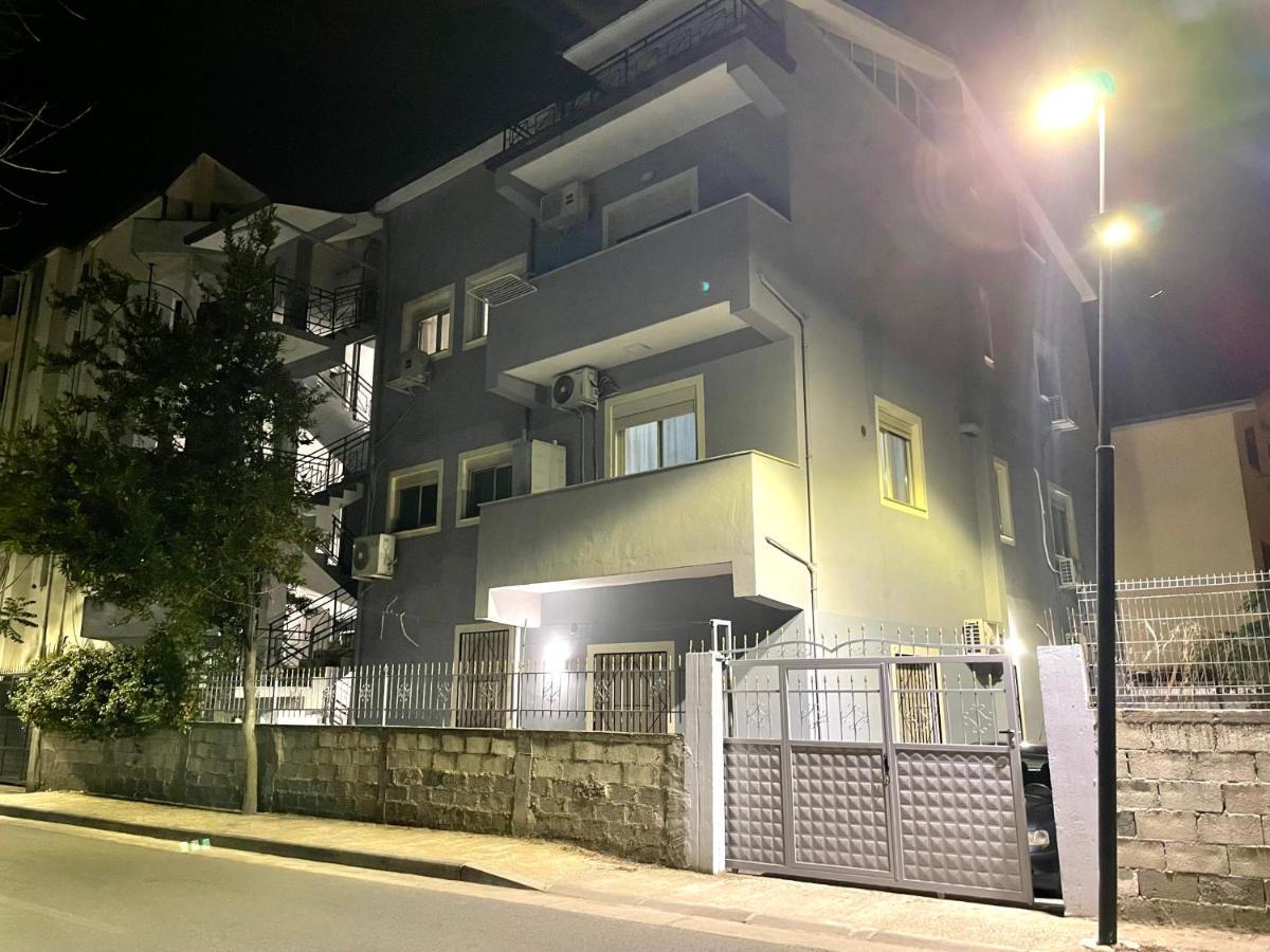 Lumturi Resident Apartman Durrës Kültér fotó